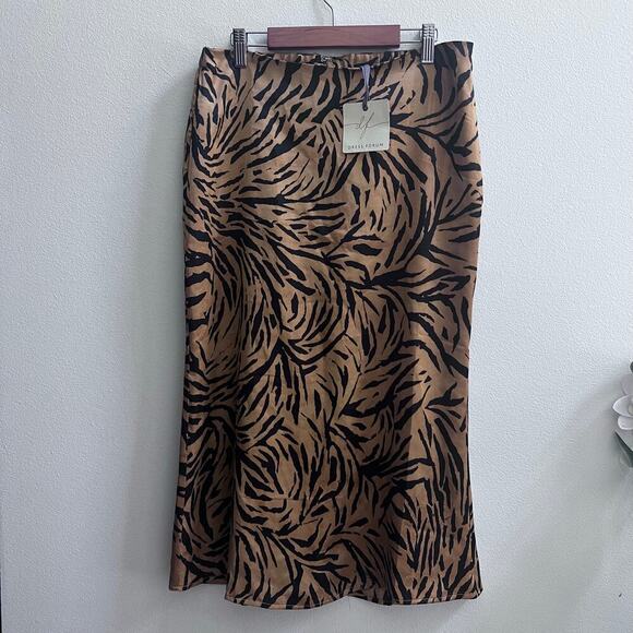 NEW Dress Forum Los Angeles Women's M Animal Print Midi Skirt Goldenrod Black - Picture 1 of 7
